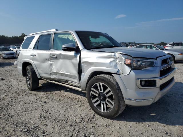 2017 TOYOTA 4RUNNER SR JTEBU5JR6H5419696