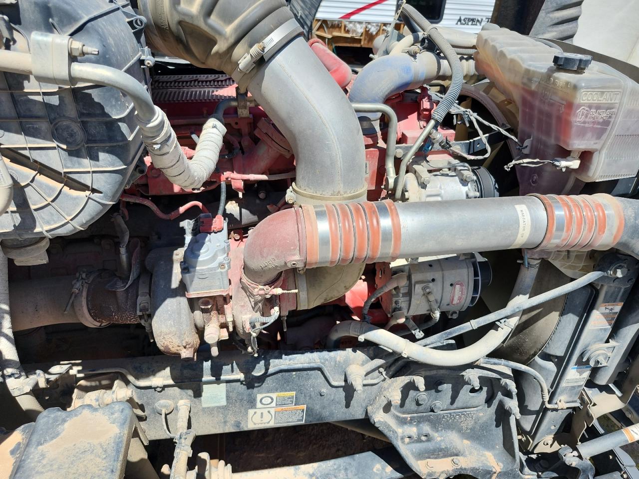 Lot #3247734229 2018 PETERBILT TRACTOR 579