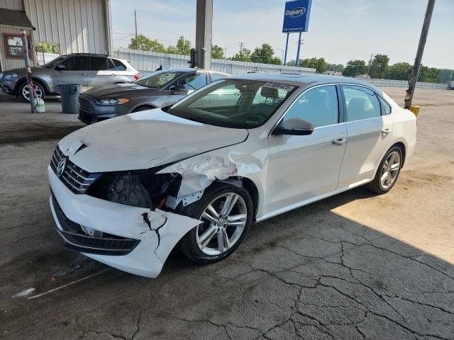 2015 VOLKSWAGEN PASSAT SE - 1VWBV7A32FC108801