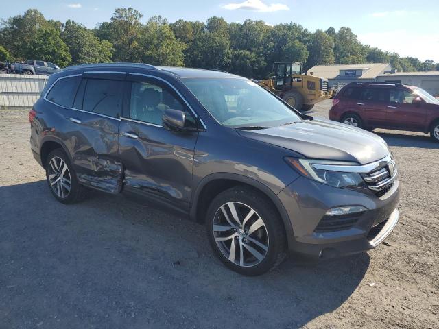 2017 HONDA PILOT TOUR 5FNYF6H91HB103397