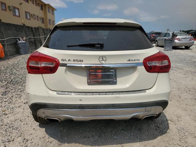 2015 MERCEDES-BENZ GLA 250 4M WDCTG4GB8FJ069538