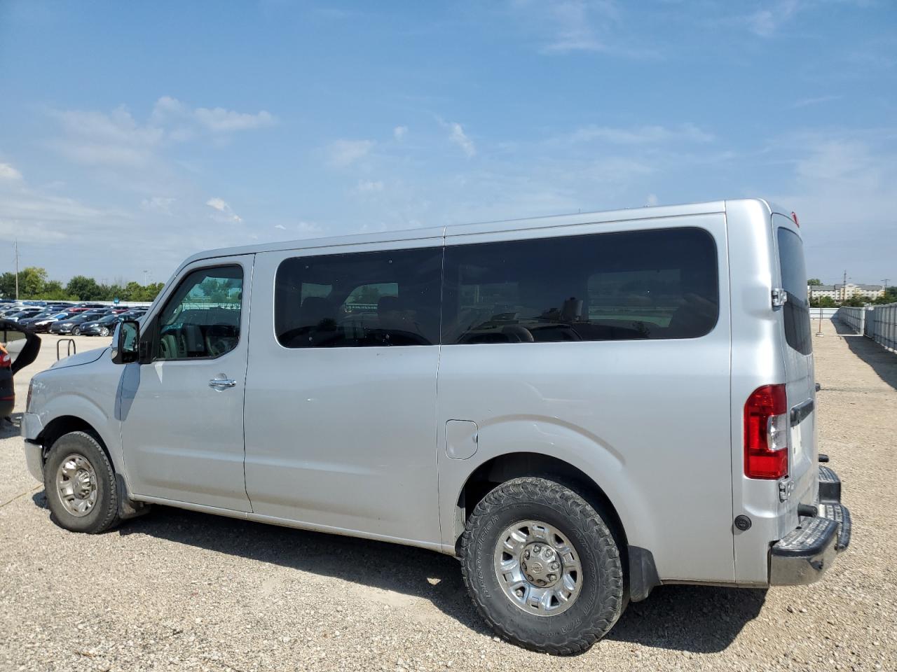 NISSAN NV3500 3500 S