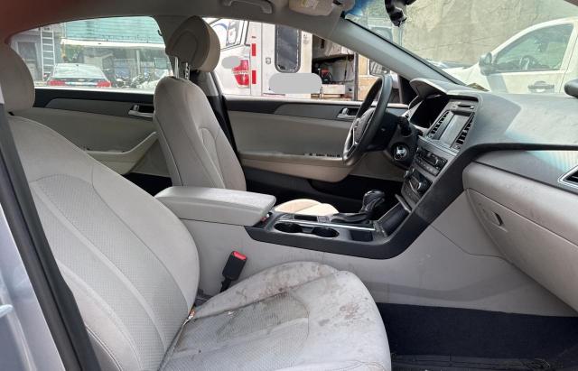 2016 HYUNDAI SONATA SE 5NPE24AF8GH376243