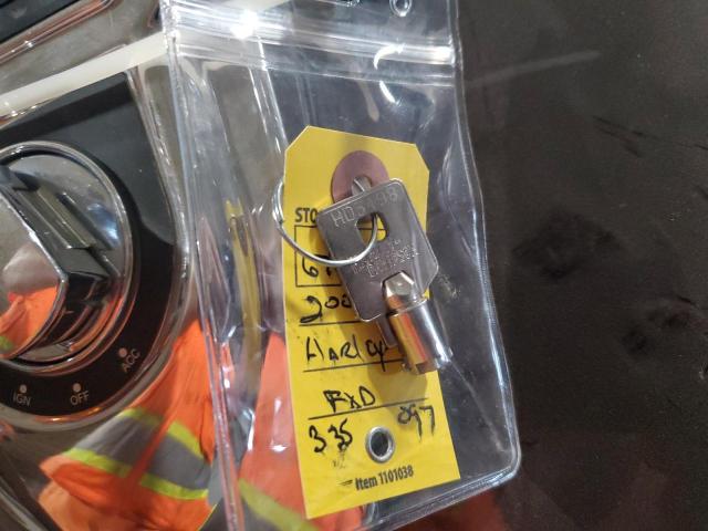 2005 HARLEY-DAVIDSON FXDWGI 1HD1GPW105K335097