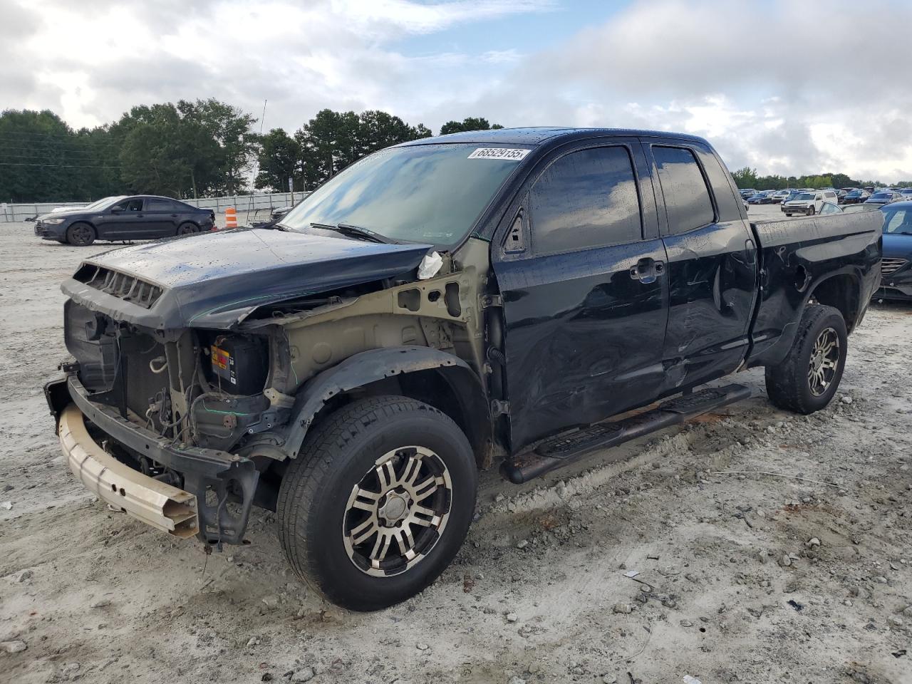 TOYOTA TUNDRA DOUBLE CAB SR