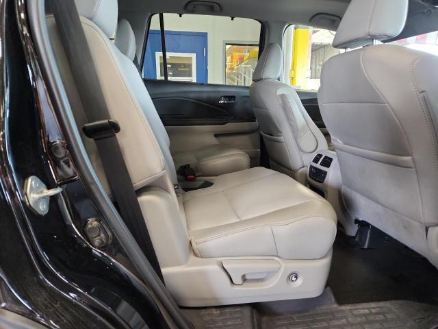2019 HONDA PILOT TOURING 5FNYF6H60KB008925