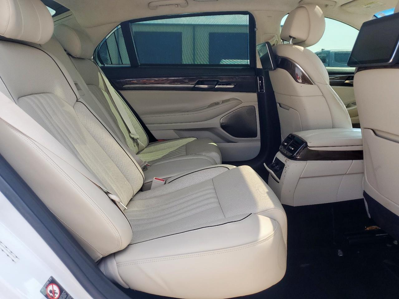 GENESIS G90 ULTIMATE