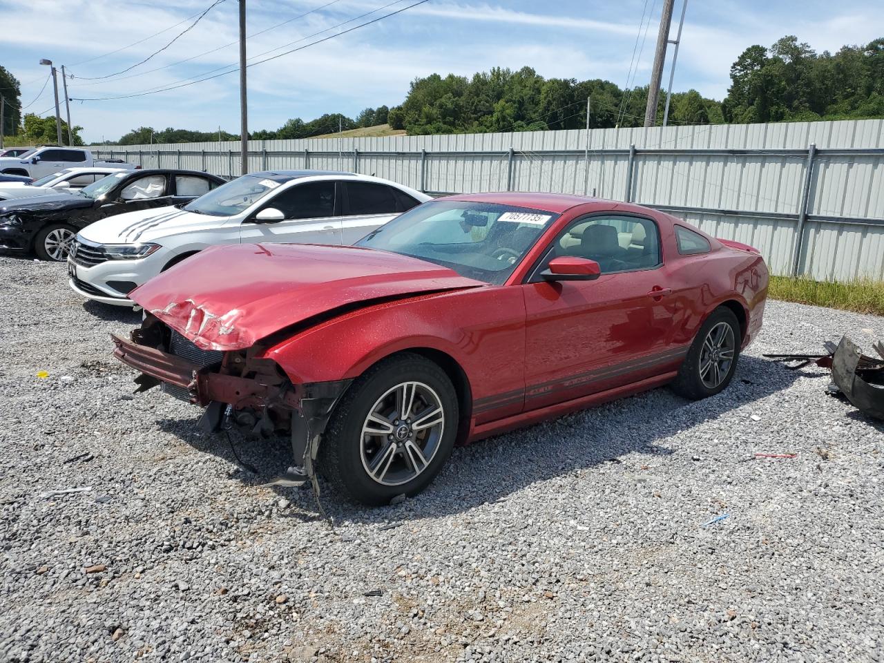 FORD MUSTANG