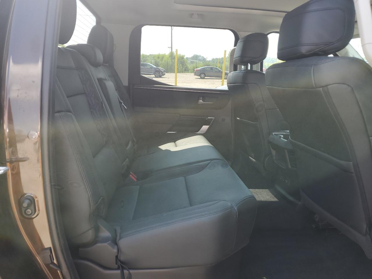 TOYOTA TUNDRA CREWMAX LIMITED