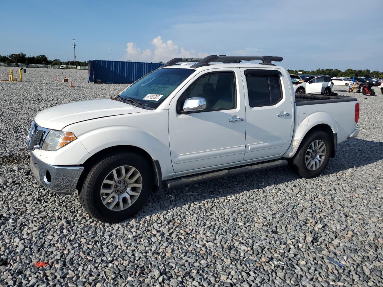 NISSAN FRONTIER CREW CAB SE