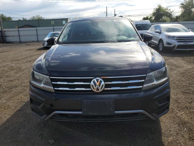 2018 VOLKSWAGEN TIGUAN SE 3VV2B7AX0JM094985