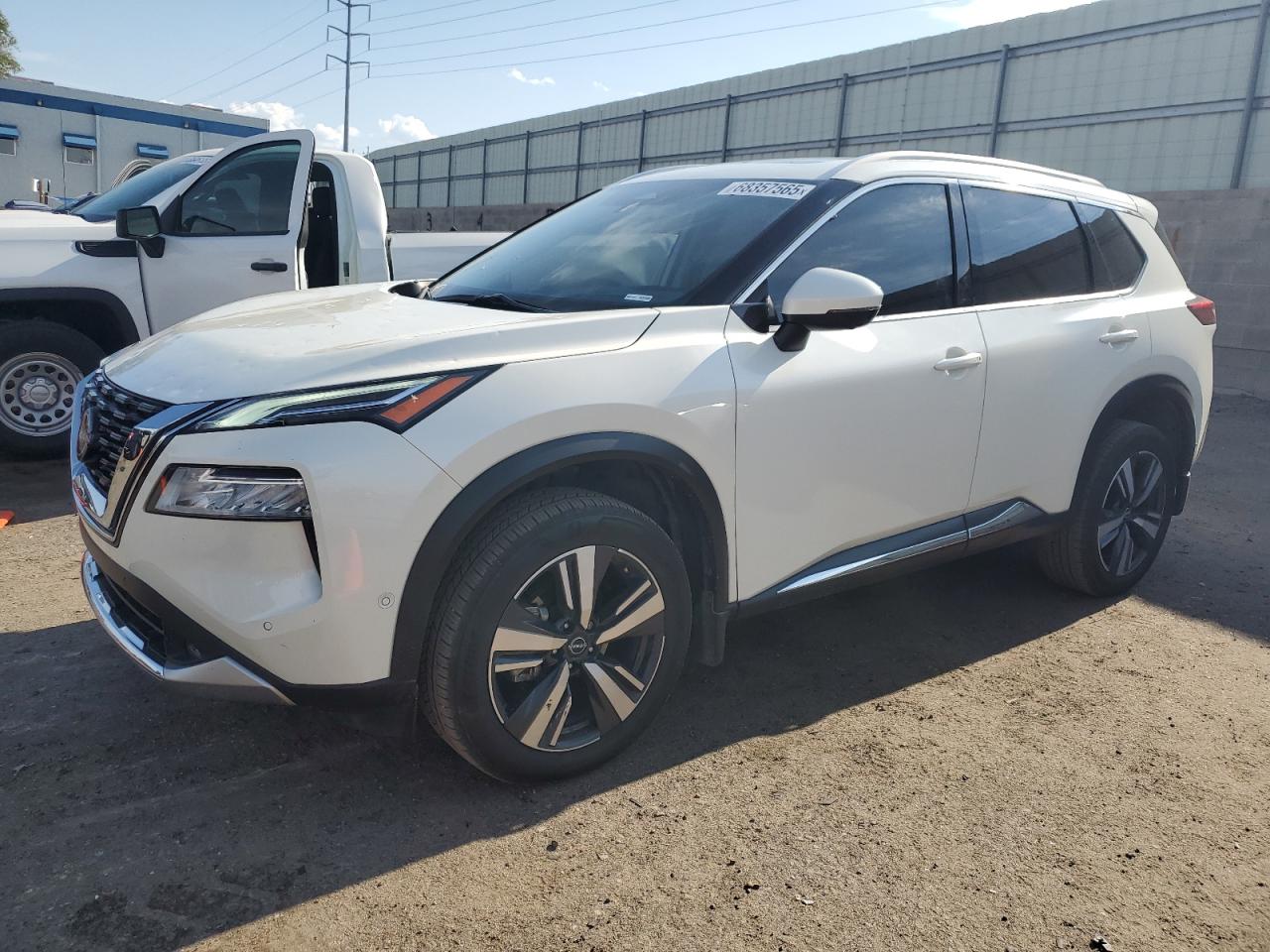 NISSAN ROGUE PLATINUM