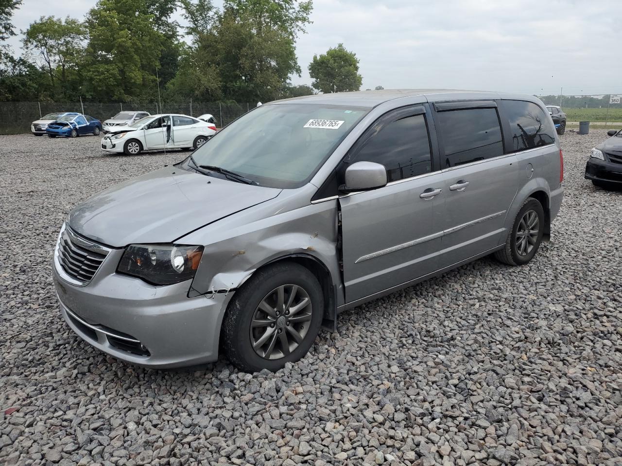 CHRYSLER TOWN & COUNTRY S