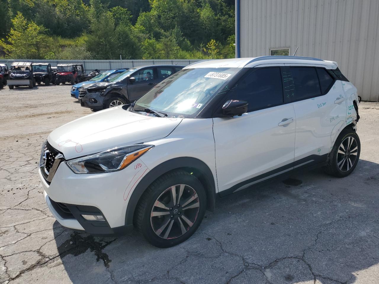 Lot #3261223970 2020 NISSAN KICKS SR