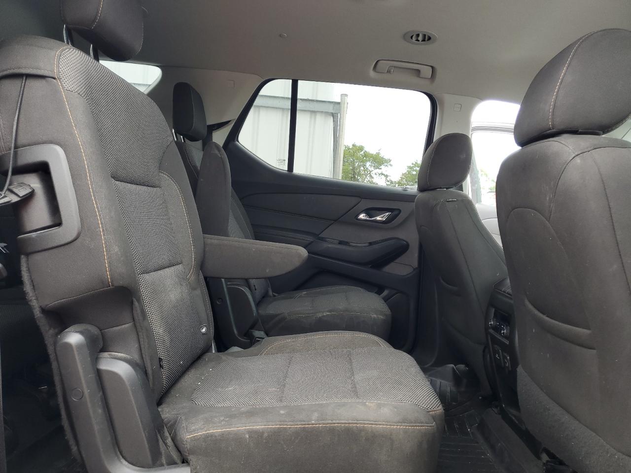 CHEVROLET TRAVERSE LT