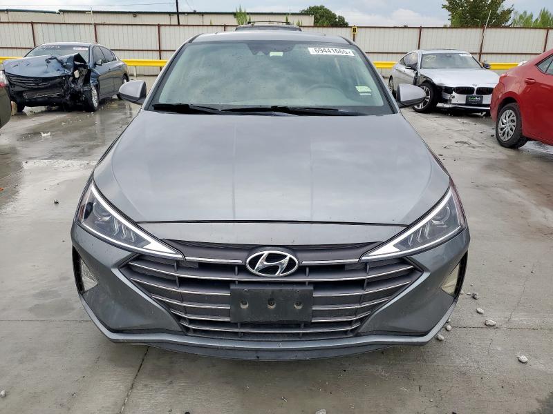 2019 HYUNDAI ELANTRA SE KMHD84LF5KU794602