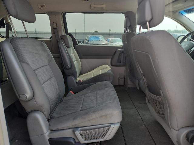 2010 CHRYSLER TOWN & COU - 2A4RR5D1XAR299818