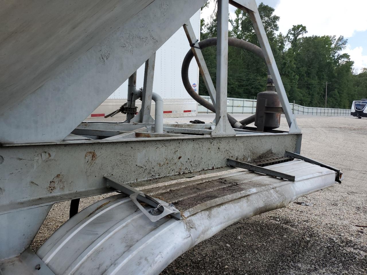 Lot #3269783758 2013 TRA UNKNOWN