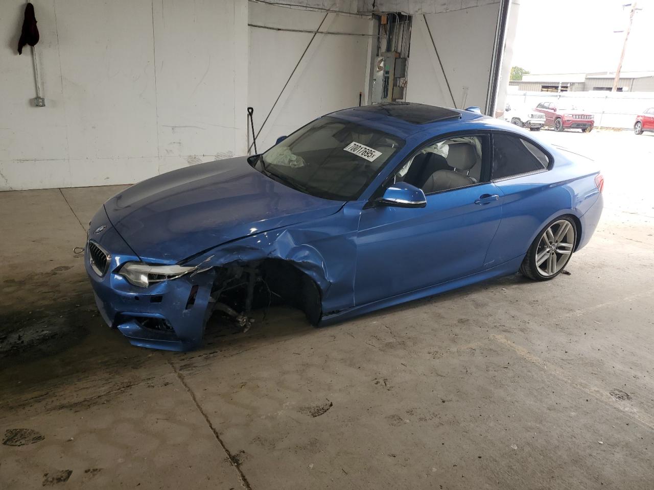 BMW 2 SERIES 230XI