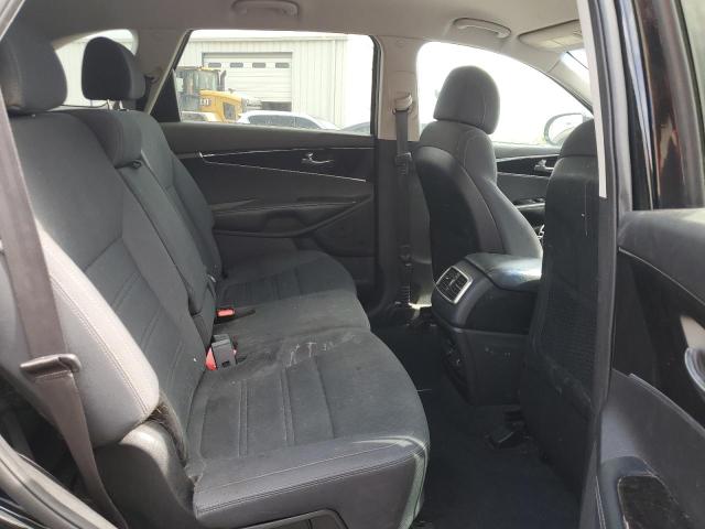 2017 KIA SORENTO LX - 5XYPG4A39HG254824