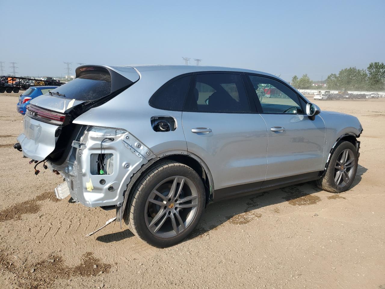 PORSCHE CAYENNE