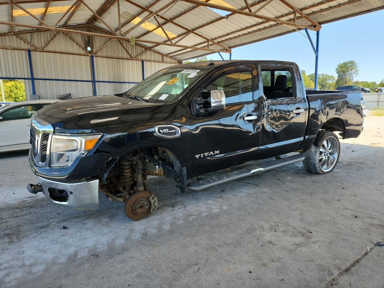 NISSAN TITAN SV