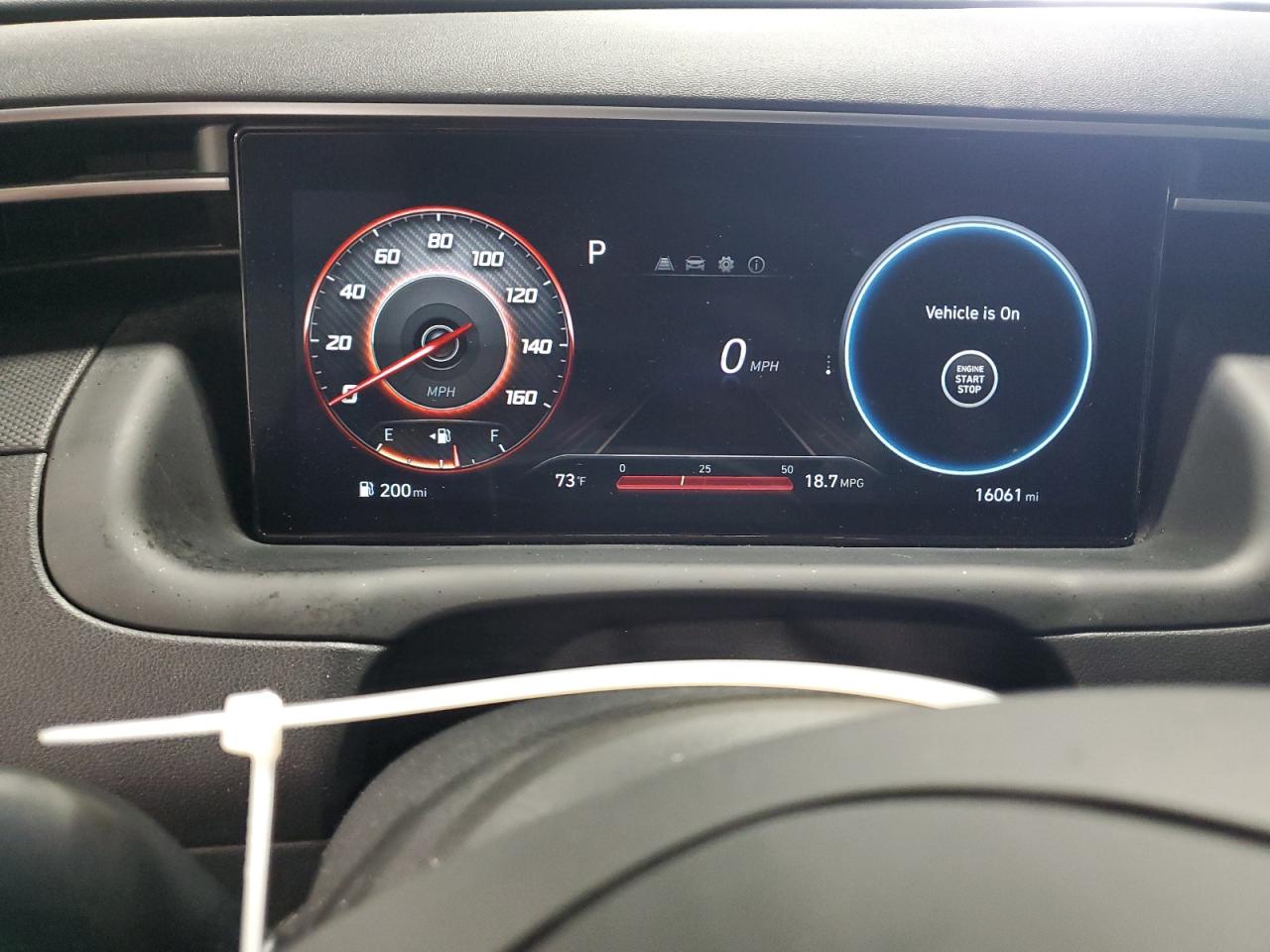 HYUNDAI SANTA CRUZ NIGHT