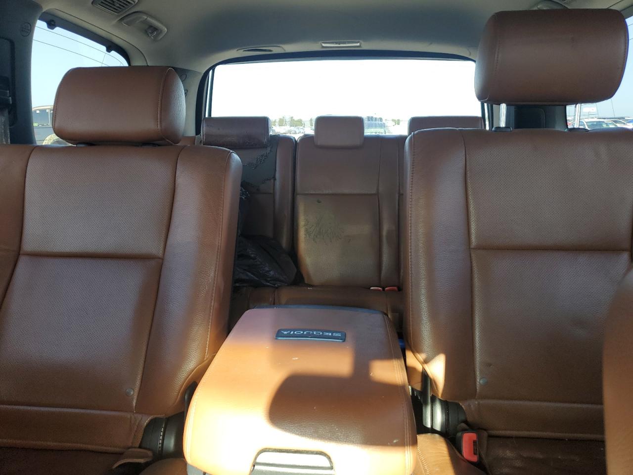 TOYOTA SEQUOIA PLATINUM