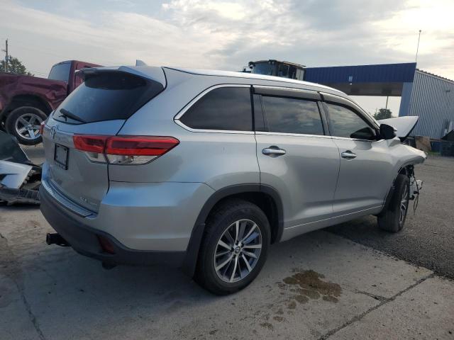 2017 TOYOTA HIGHLANDER SE 5TDJZRFH5HS464907