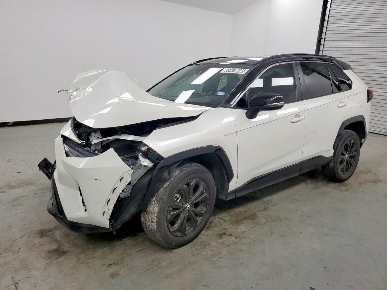 TOYOTA RAV4 XSE