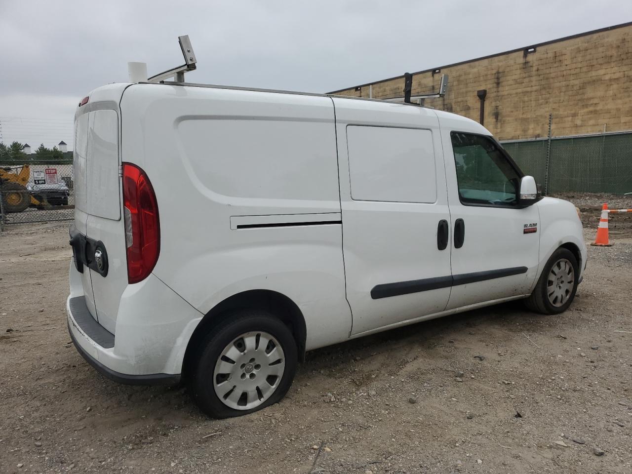 RAM PROMASTER SLT