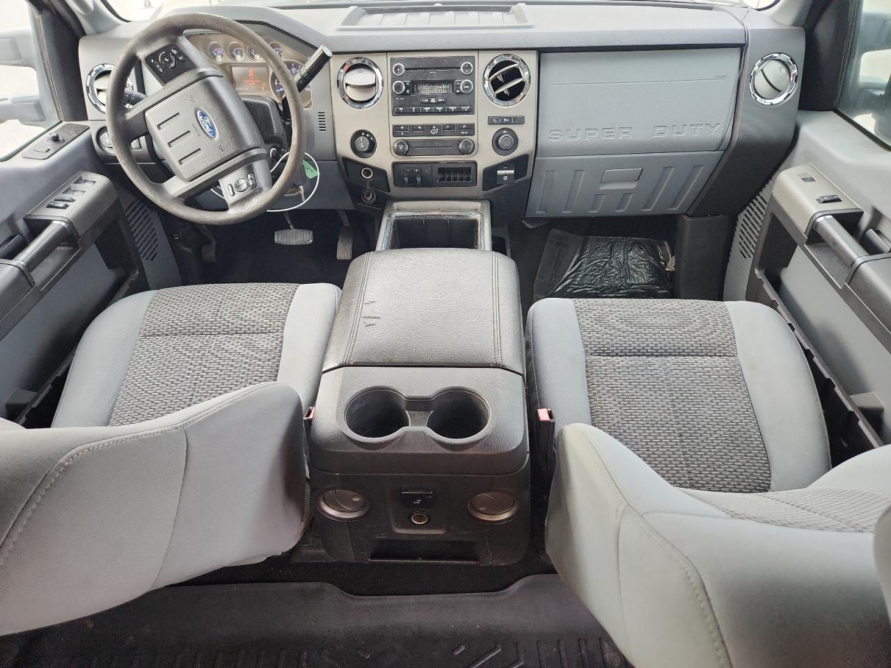 FORD F-250 SUPER DUTY