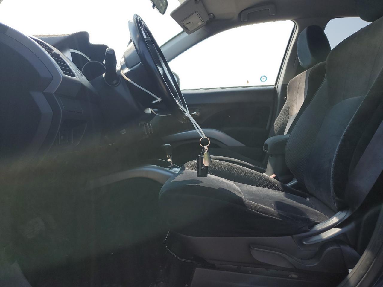 MITSUBISHI OUTLANDER XLS