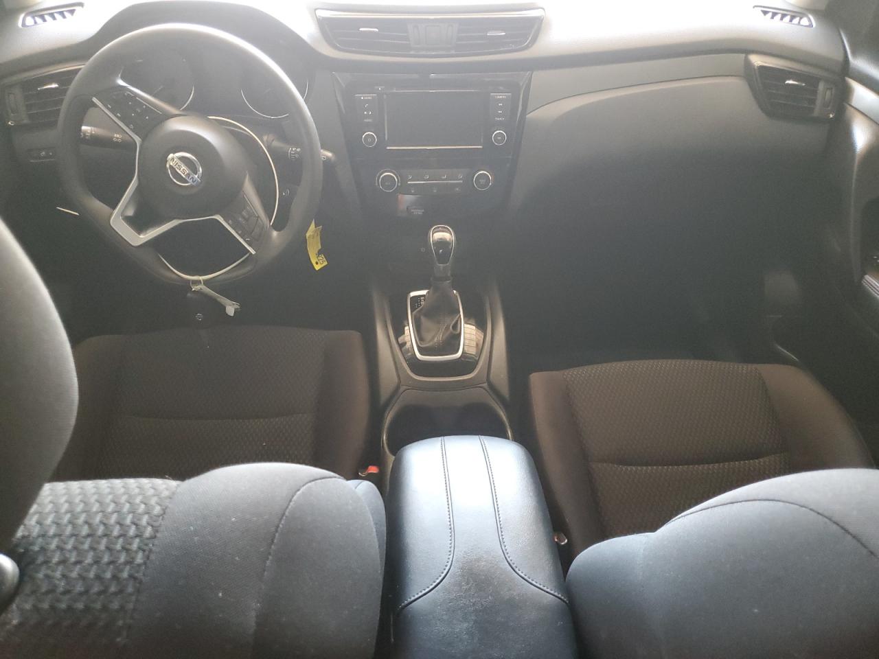 NISSAN ROGUE SPORT S