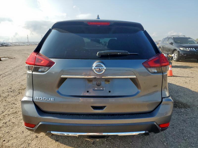 2017 NISSAN ROGUE S KNMAT2MT2HP569110
