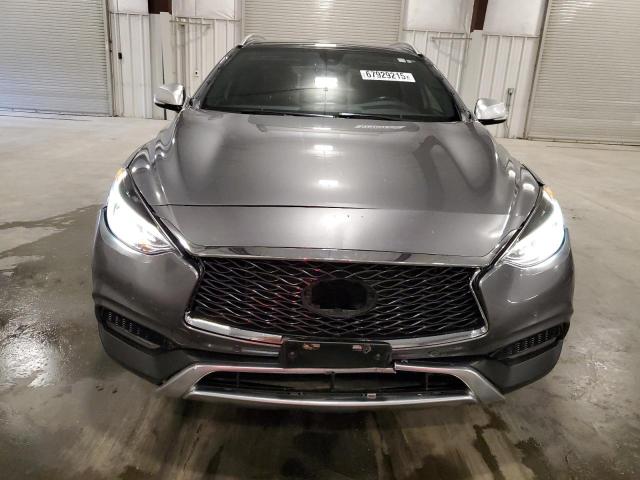 2017 INFINITI QX30 BASE SJKCH5CR3HA025653
