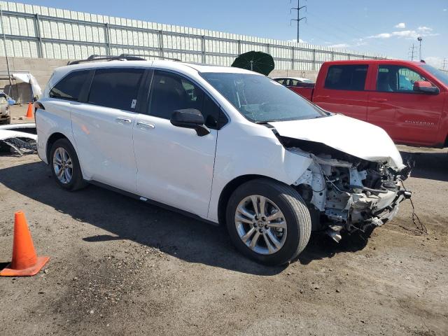 2022 TOYOTA SIENNA XSE - 5TDXSKFC7NS070492