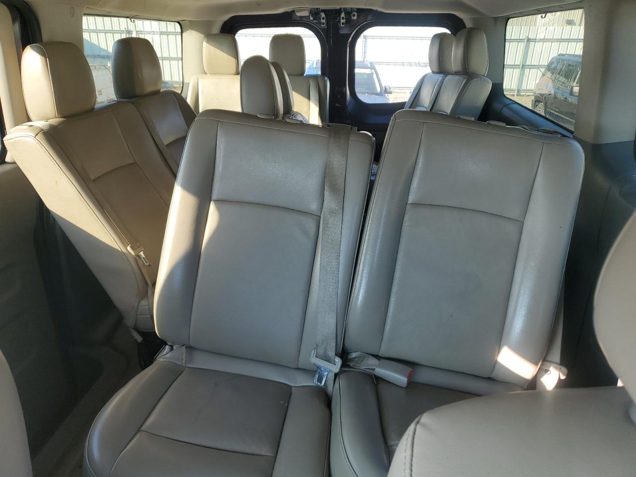 NISSAN NV3500 3500 S