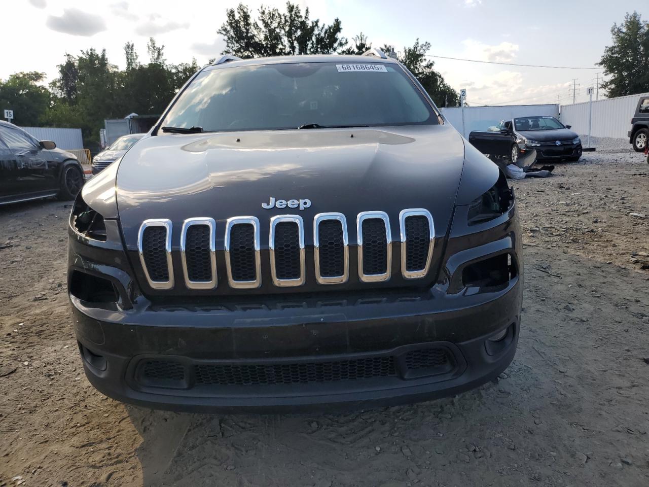 JEEP GRAND CHEROKEE LATITUDE PLUS