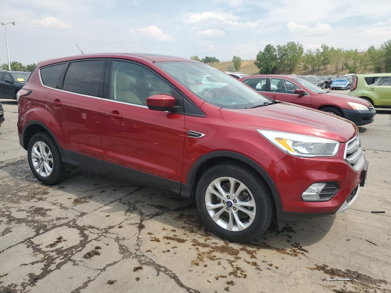 FORD ESCAPE SE