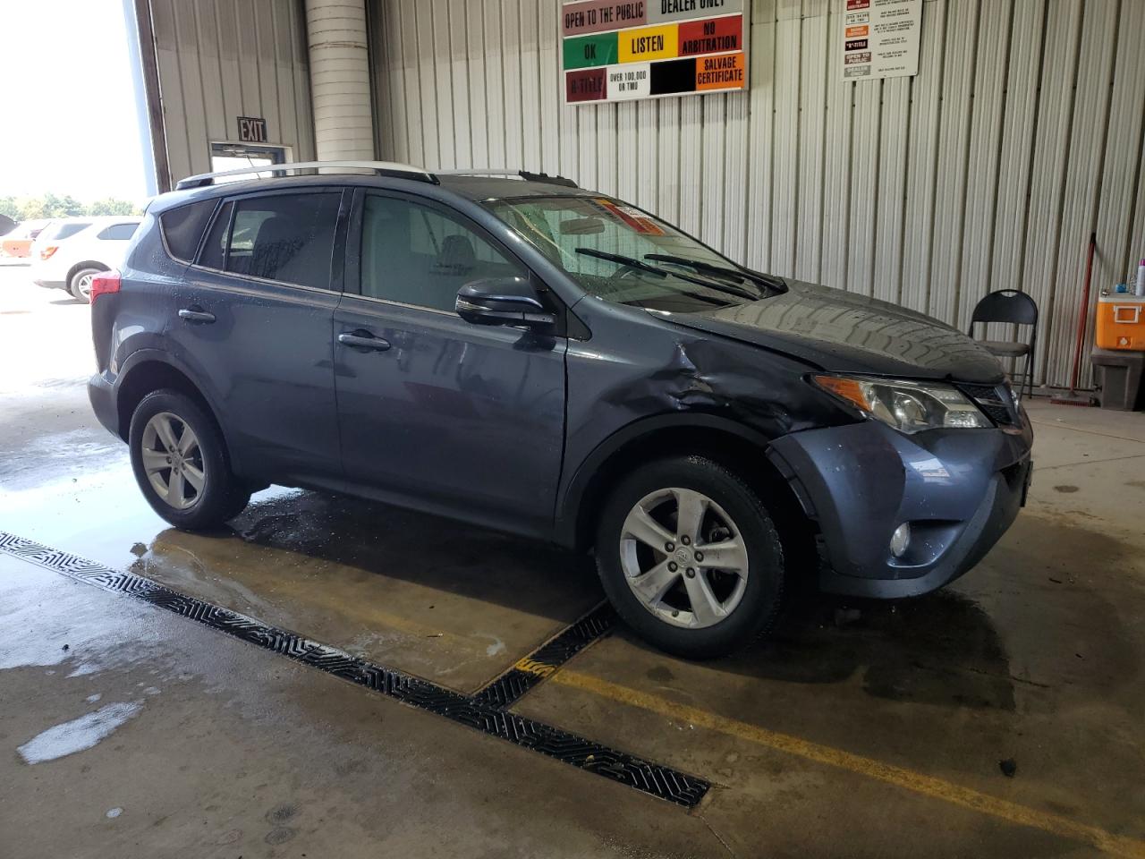 TOYOTA RAV4 XLE