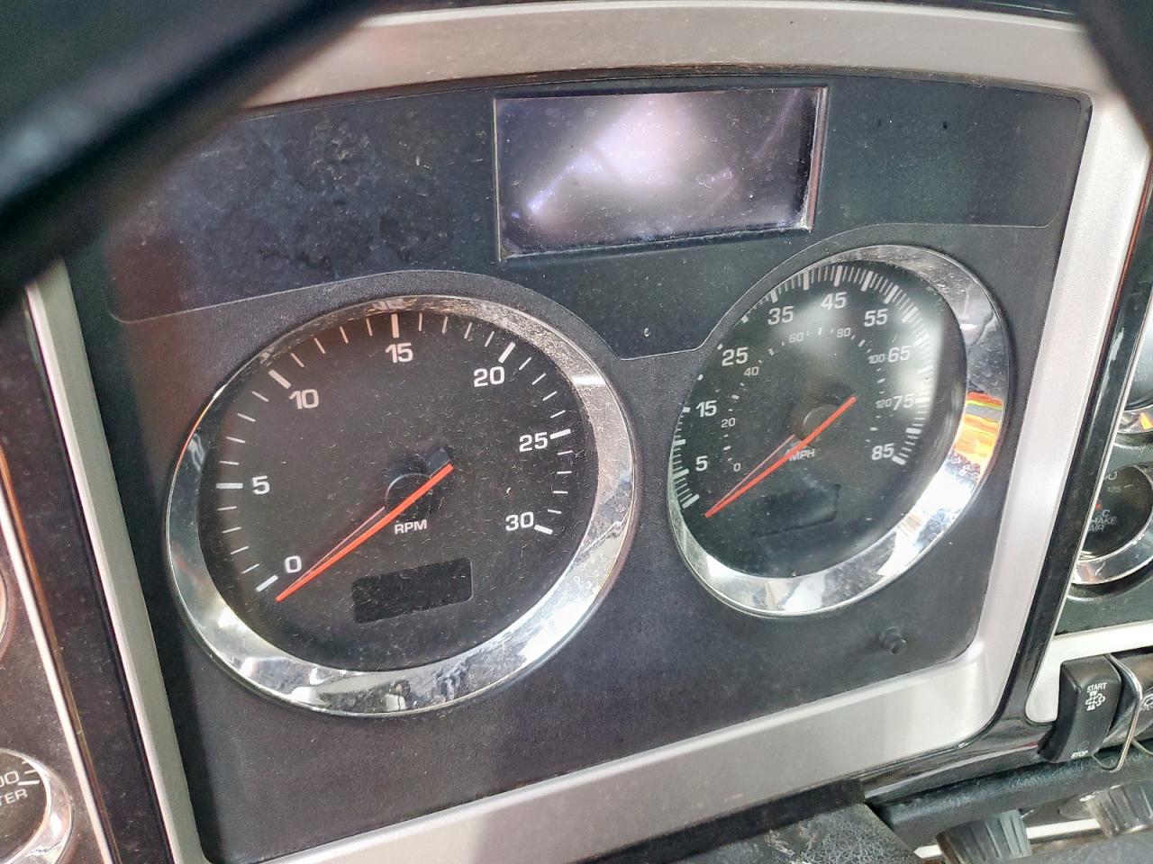 Lot #3303864717 2020 KENWORTH T800