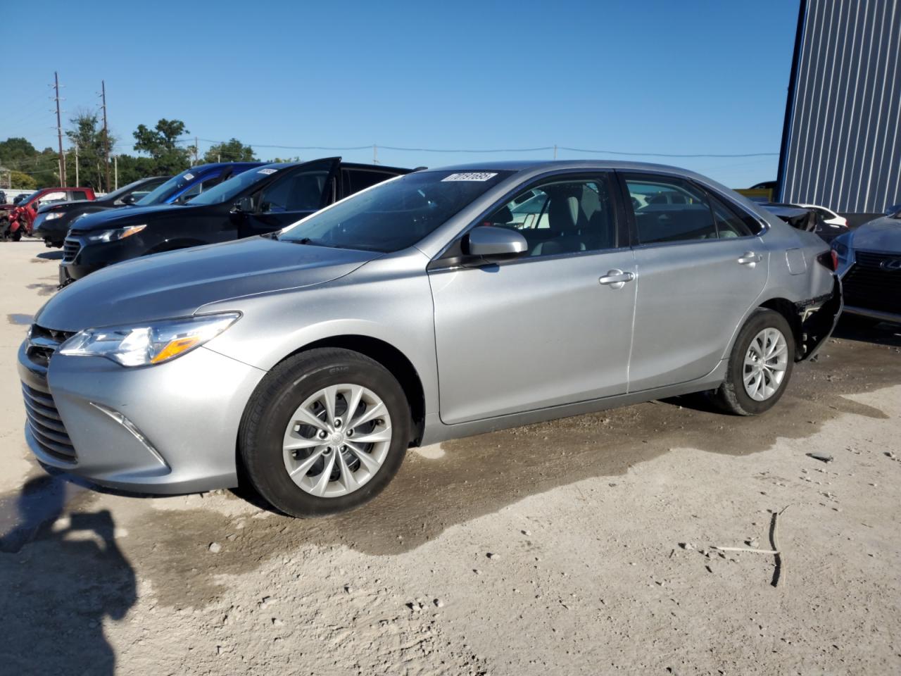 TOYOTA CAMRY LE
