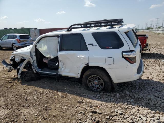 2019 TOYOTA 4RUNNER SR JTEBU5JR9K5667593