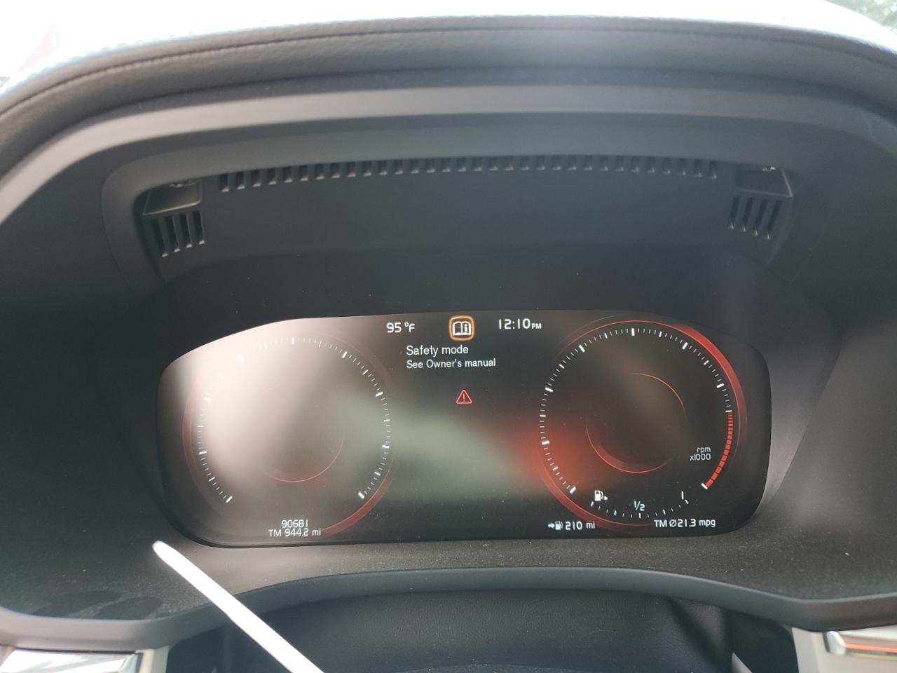 VOLVO XC60 T5 INSCRIPTION