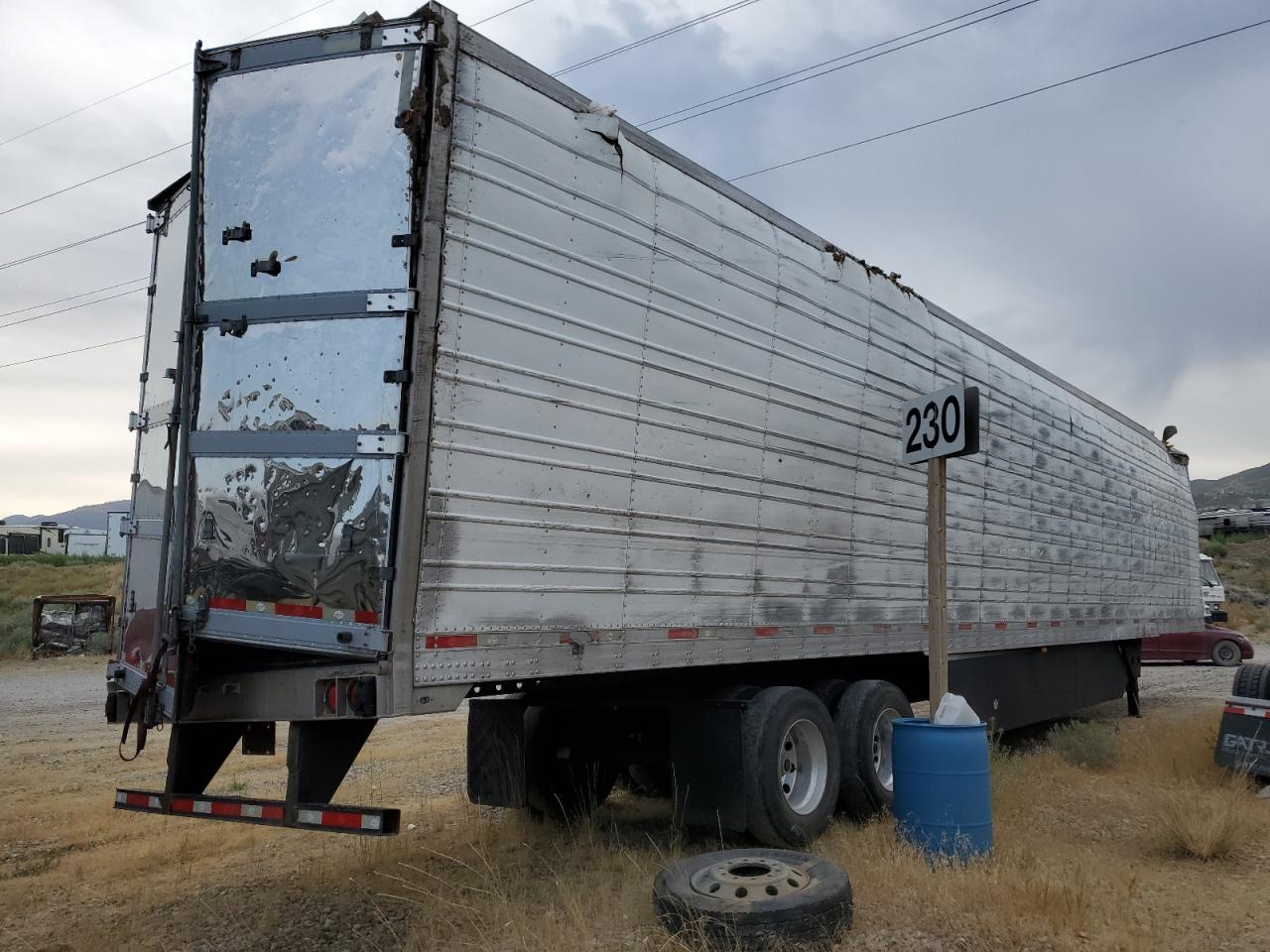 Lot #3270173791 2014 UTILITY VS2RA