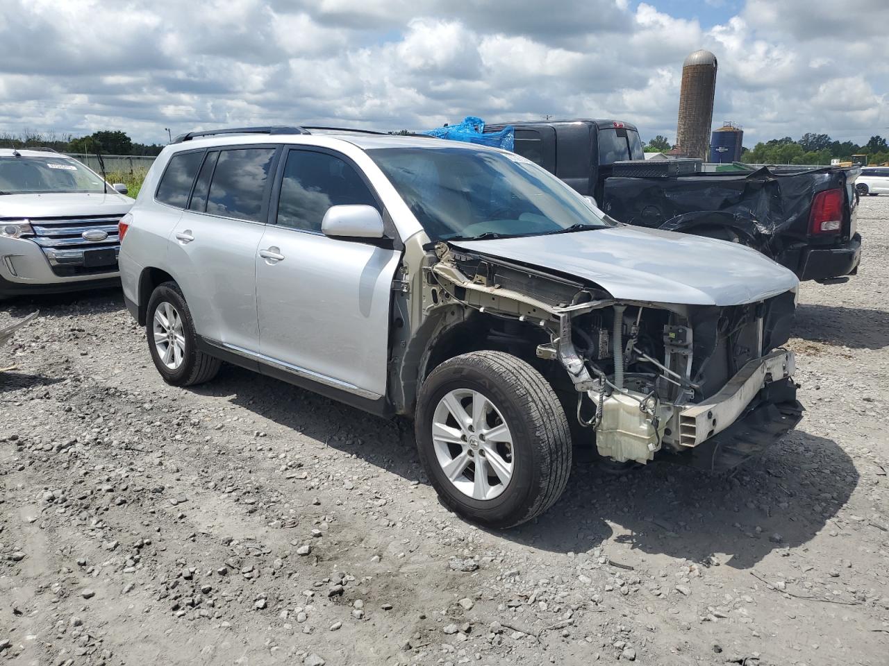 TOYOTA HIGHLANDER BASE