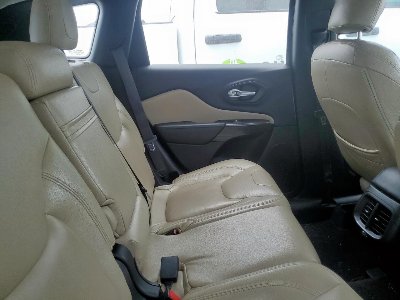 JEEP GRAND CHEROKEE LATITUDE