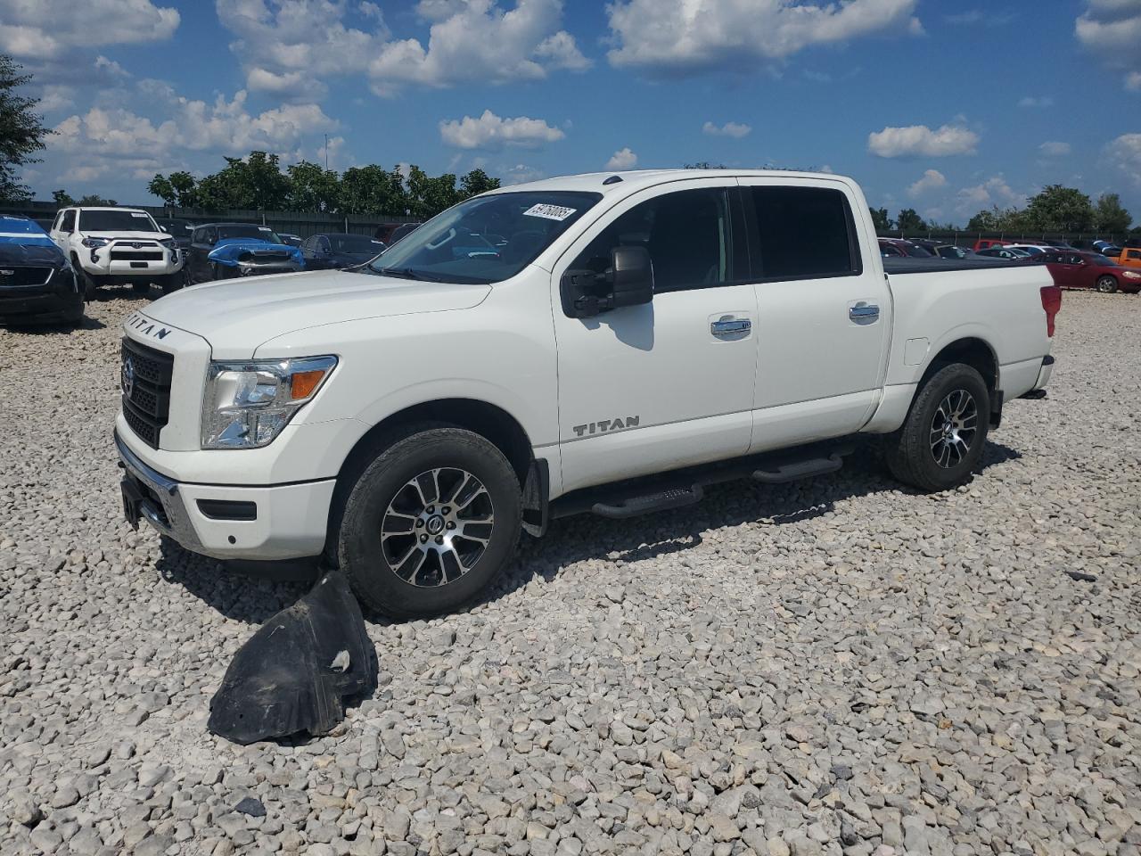 NISSAN TITAN SV