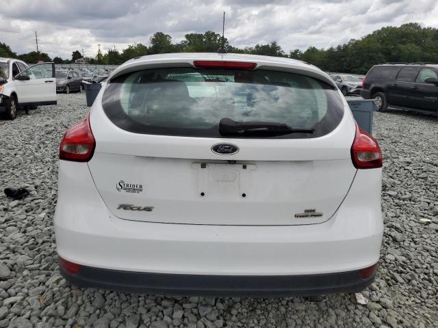 2015 FORD FOCUS SE - 1FADP3K23FL381661
